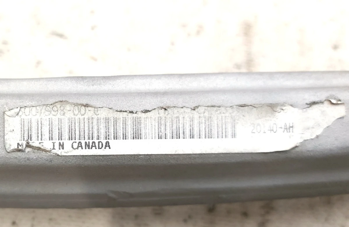 6 Рычаг нижний продольный левый старого образца (банан) Tesla model S 6007998-00-C