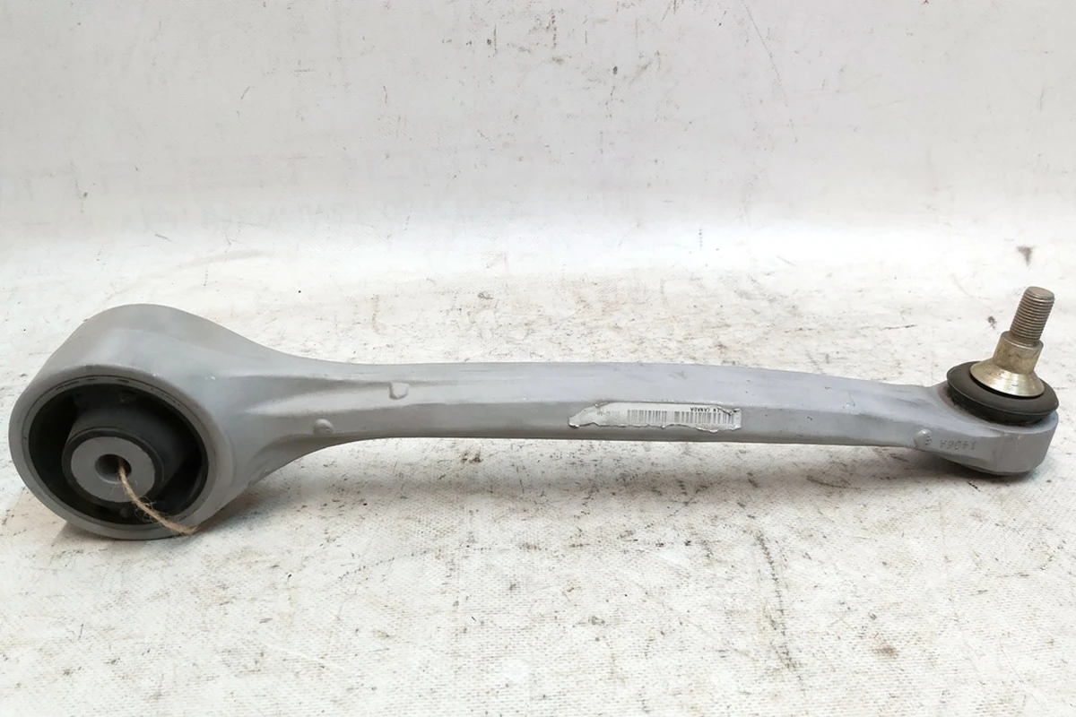 6 Рычаг нижний продольный левый старого образца (банан) Tesla model S 6007998-00-C