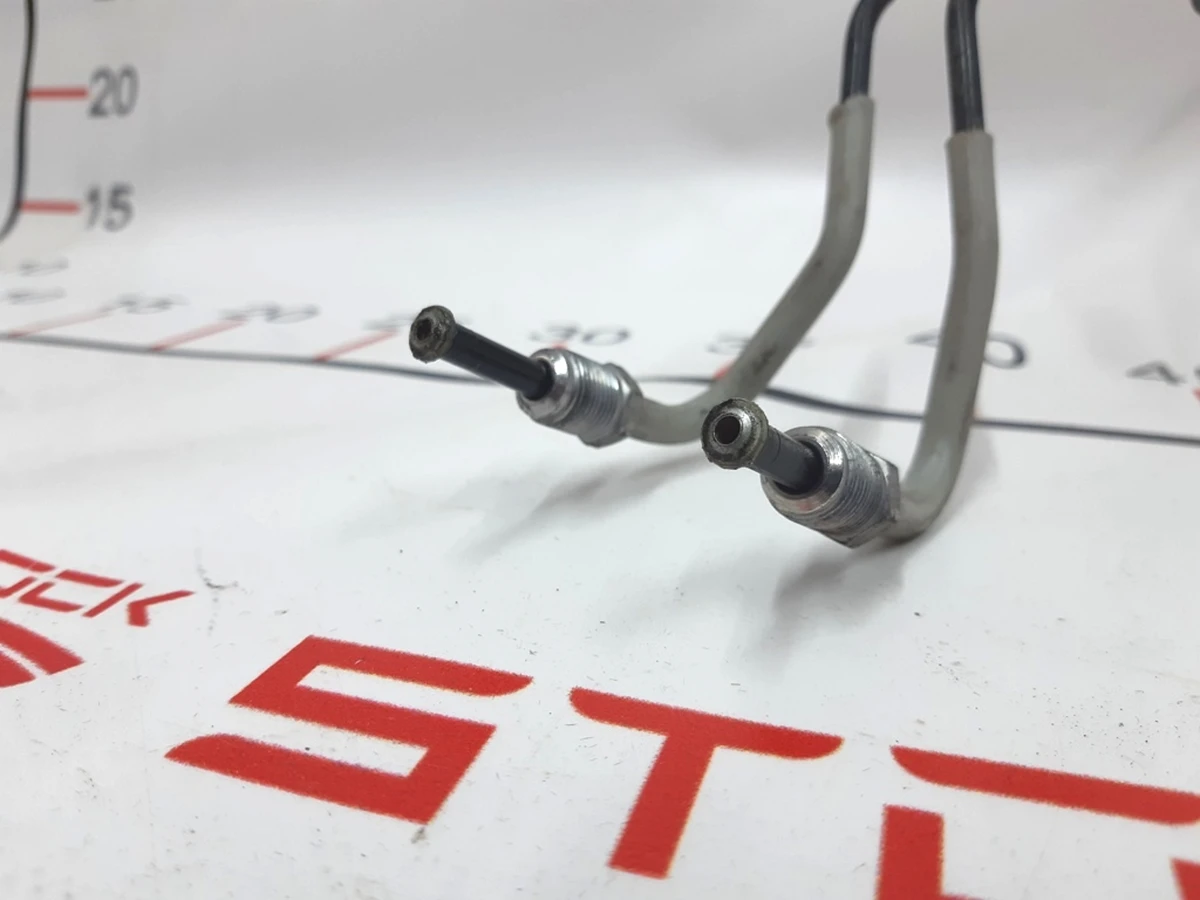 1 Гальмівні трубки ABS у зборі комплект 4 штуки Tesla model S 1030621-00-J