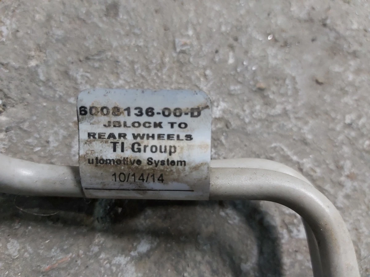 Гальмівна магістраль задня та передня (комплект 6 штук) Tesla model S REST 6008135-6008136