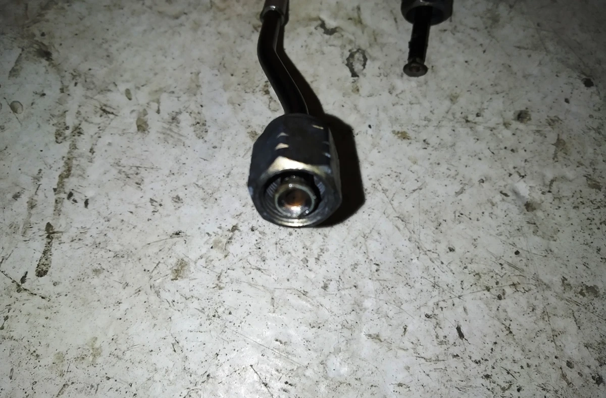 3 Тормозная магистраль задняя (правая и левая в сборе) Tesla model S REST 6008136-00-H