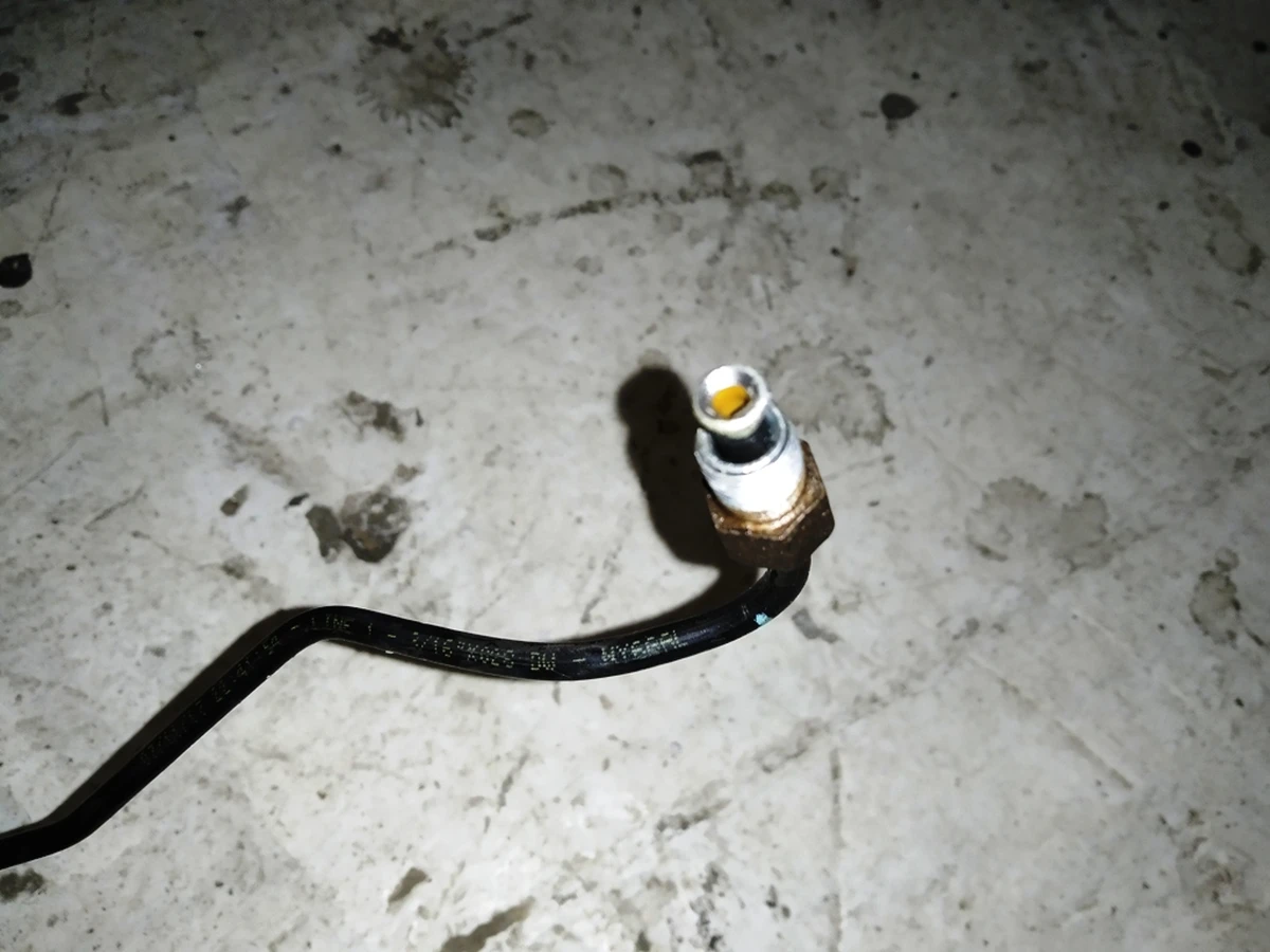 3 Тормозная магистраль задняя (правая и левая в сборе) Tesla model S REST 6008136-00-E