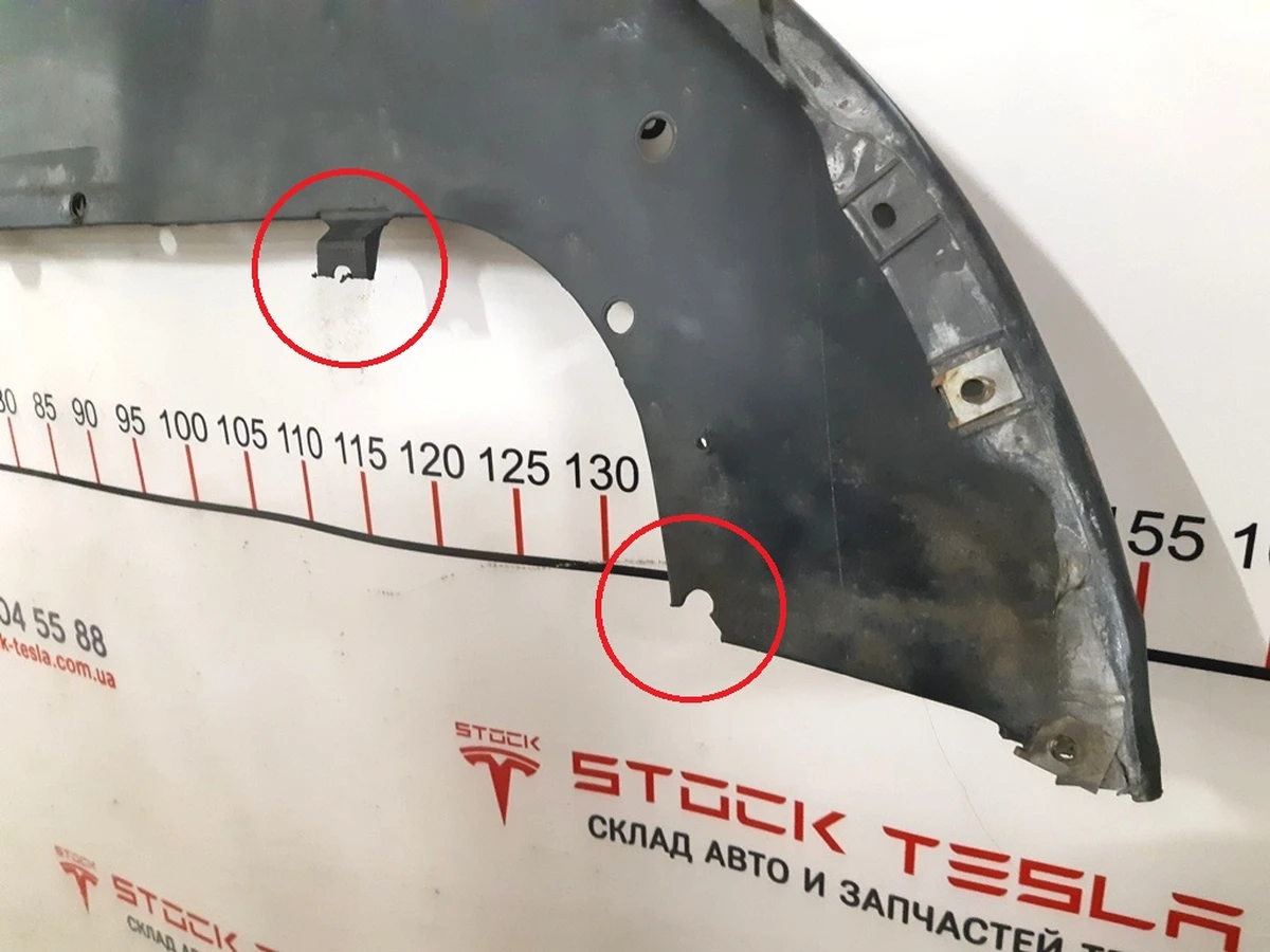 8 Накладка переднього бампера нижня (губа) з пошкодженням Tesla model S 6008160-00-D