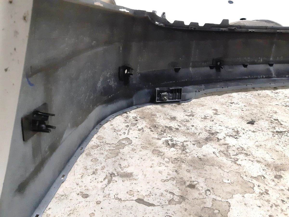 1 Rear bumper for 6 parking sensors (with parking sensors) PBCW white (damaged) Tesla model S 6008179-00-D