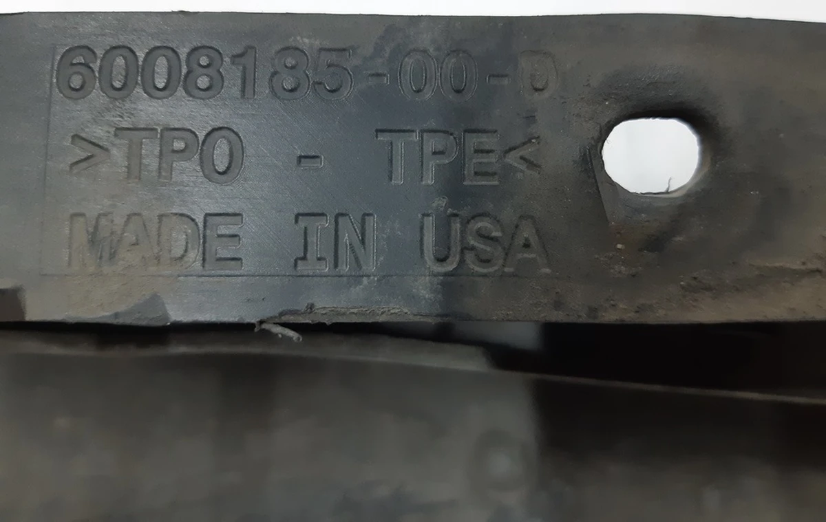 AERO SHIELD OUTER STRAKE - RH with damage Tesla model S 6008187-00-D