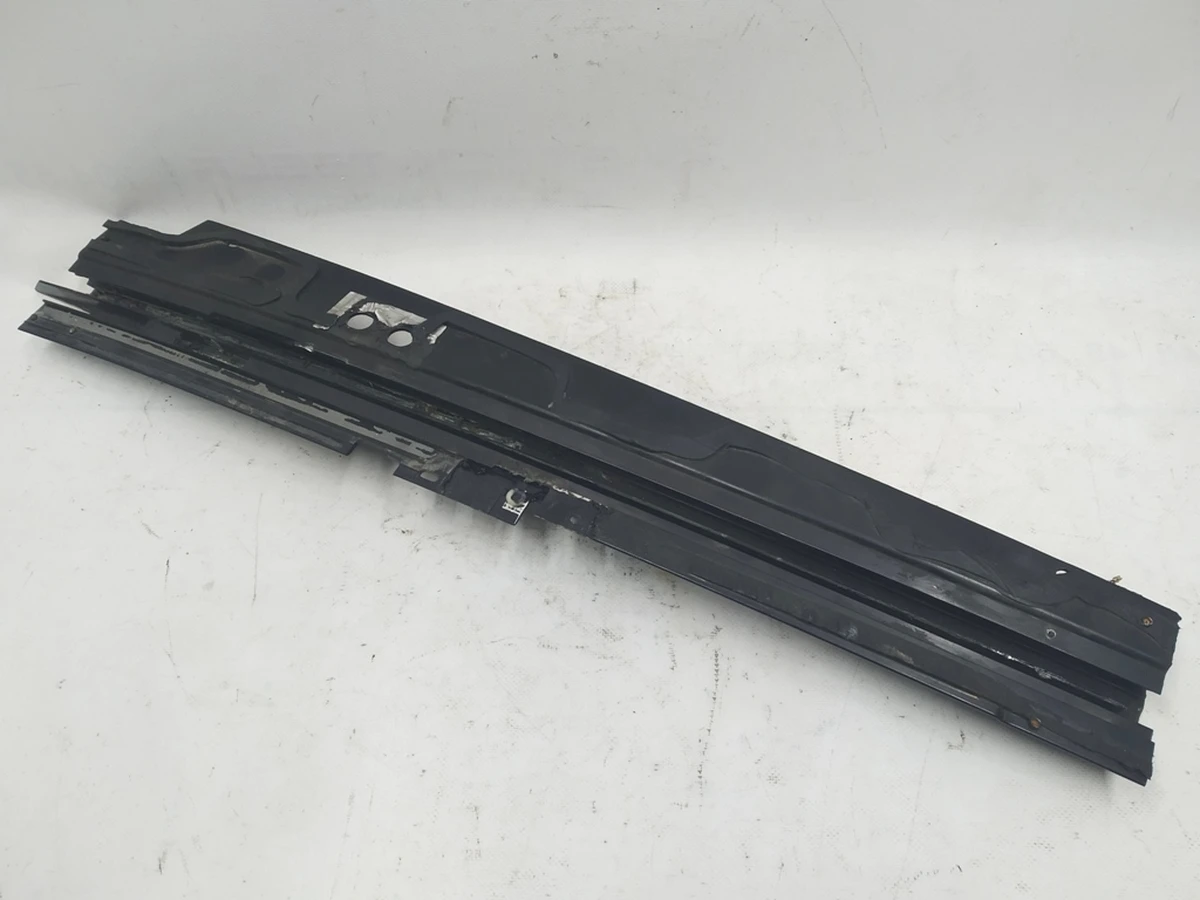 Панель каркасу панорамного даху права частина Tesla model S, model S REST 1003043-S0-A