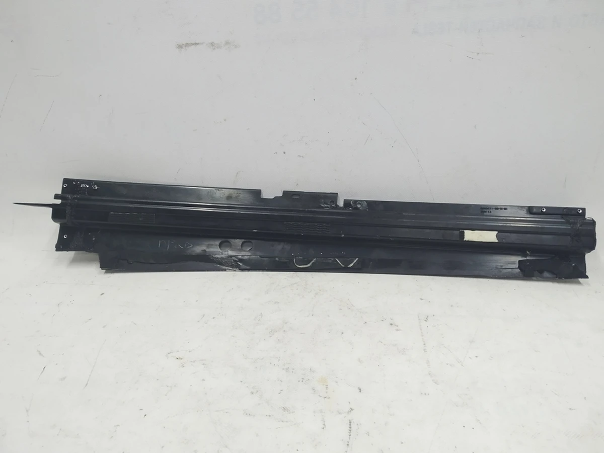 Панель каркасу панорамного даху права частина Tesla model S, model S REST 1003043-S0-A