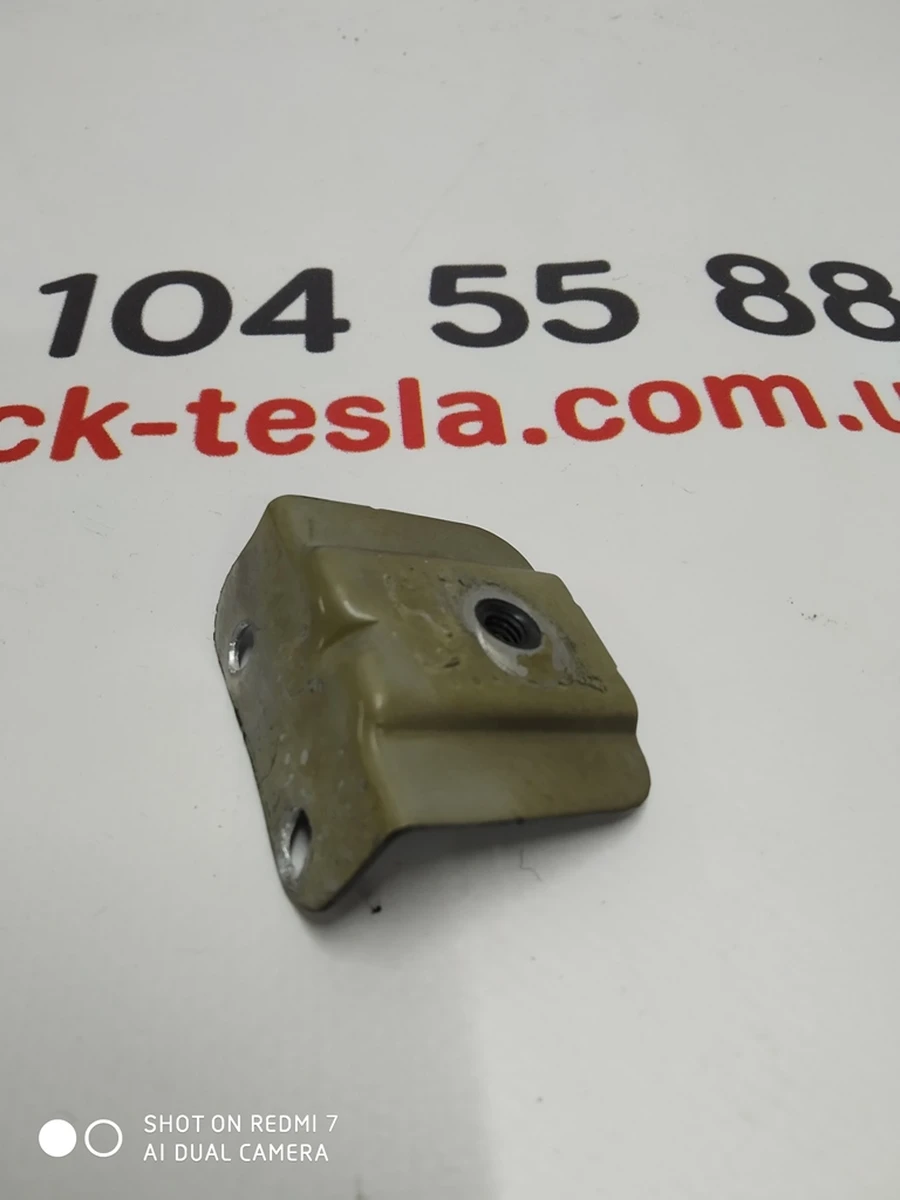 5 Кронштейн кріплення крила переднього лівого правого нижній Tesla Model S, Model S REST, Model S Feb 2021 6008776-S0-A