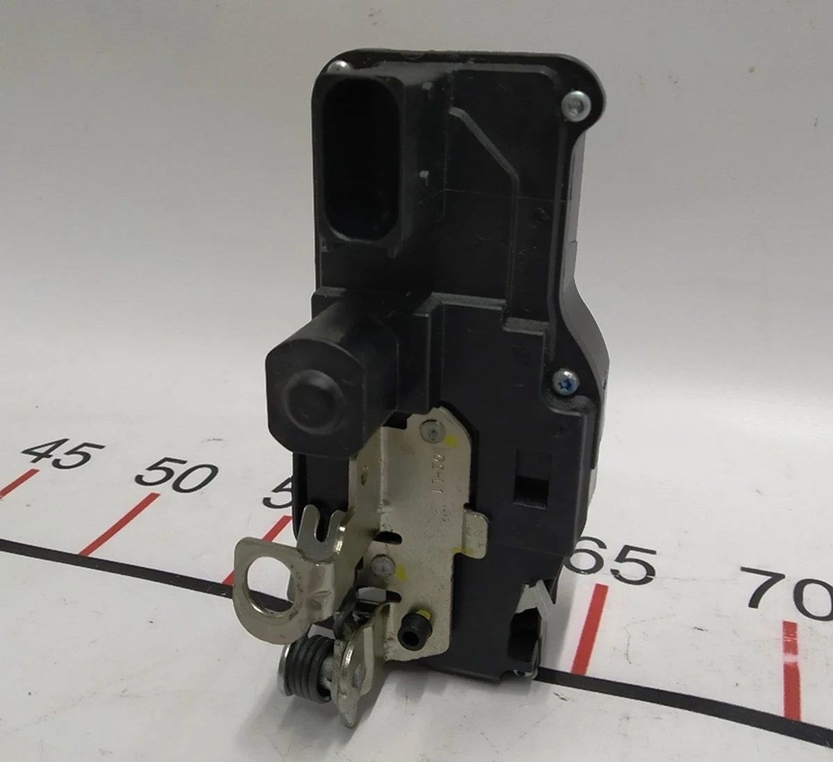 1 Замок двери передней левой Tesla model S, model S REST 6008913-99-C