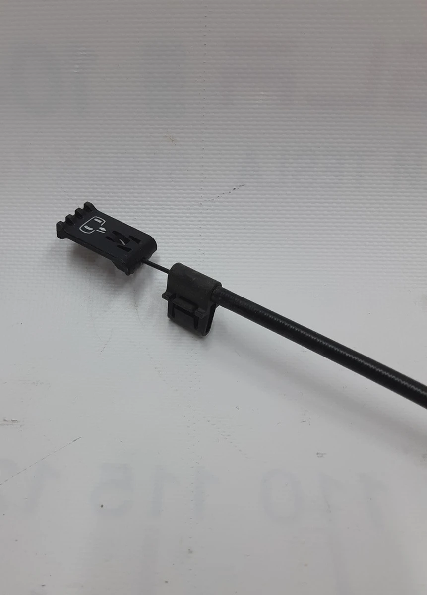 1 LATCH ASY RR RH Tesla Model S, Model S REST 6008914-99-D