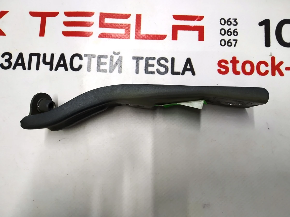 4 Кронштейн кріплення крила переднього правого Tesla model S, model S REST 6009029-S0-B