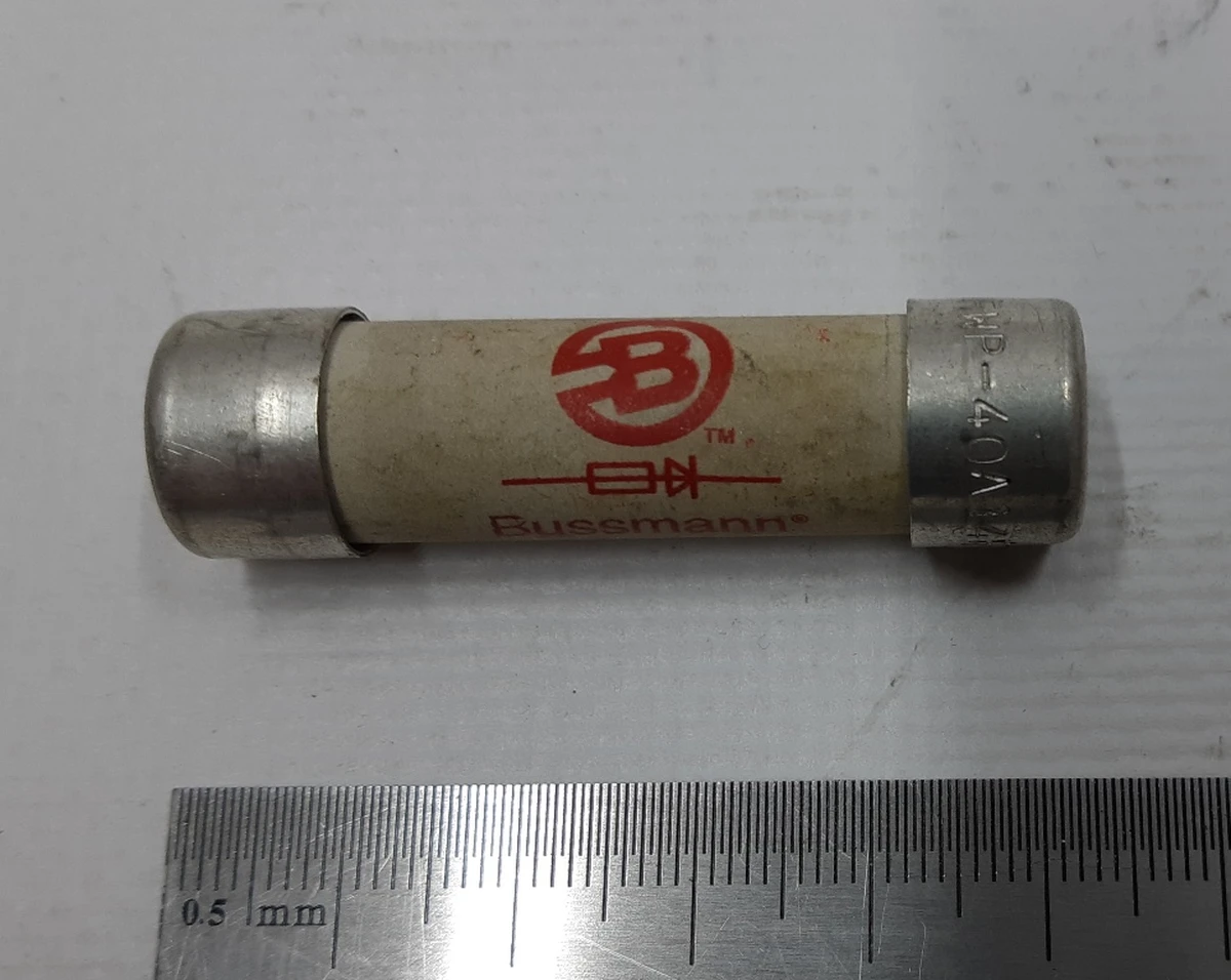 Запобіжник FWP-40A14Fa Bussmann DCDC конвертера 1-е покоління Tesla model S 1458271-00-J