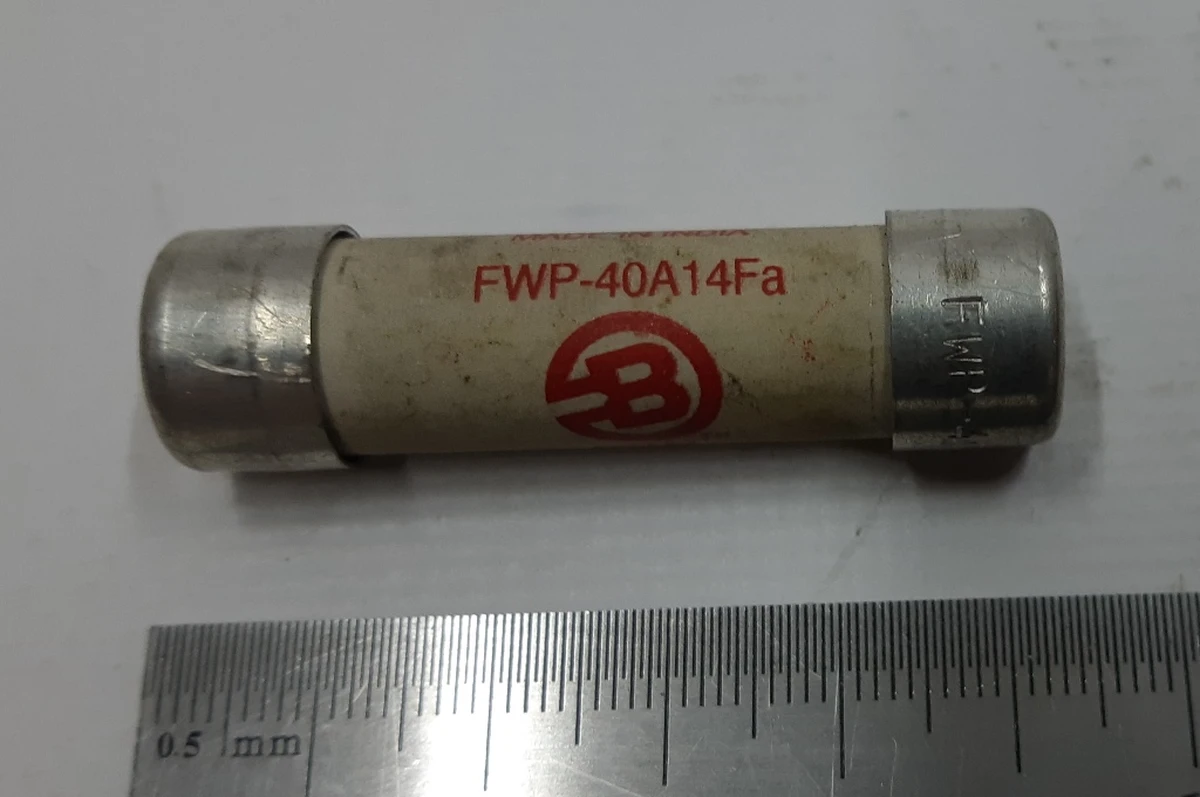 Запобіжник FWP-40A14Fa Bussmann DCDC конвертера 1-е покоління Tesla model S 1458271-00-J