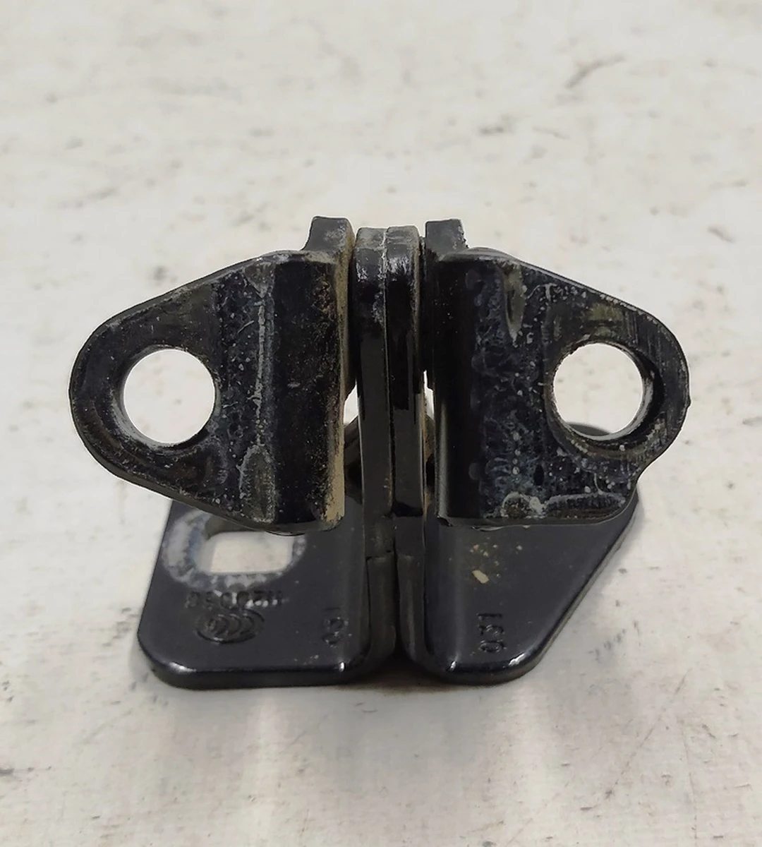 4 Петля нижня двері передньої/задньої лівої PPSB Tesla model S, model S REST