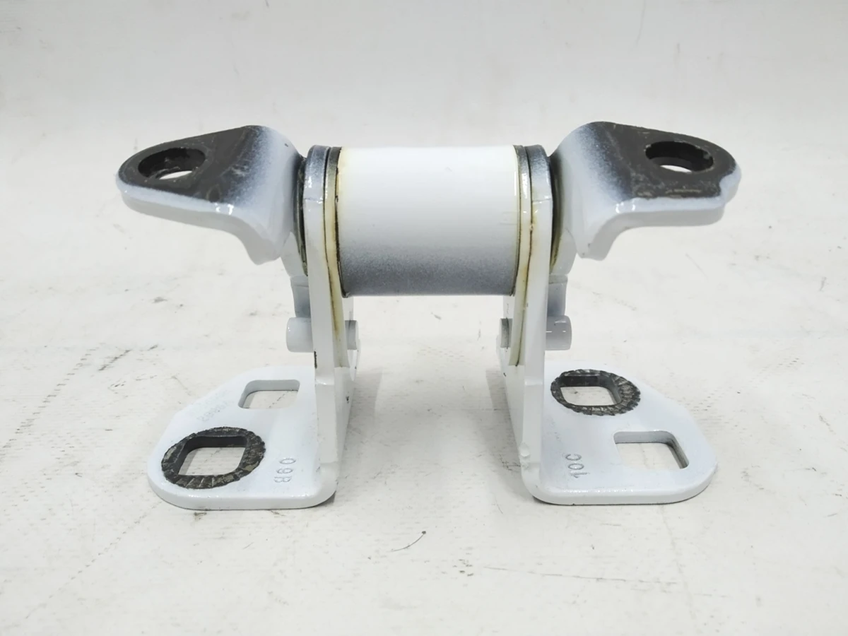 2 Петля двери задней левой правой верхняя PPSW Tesla model S, model S REST 6009555-00-F