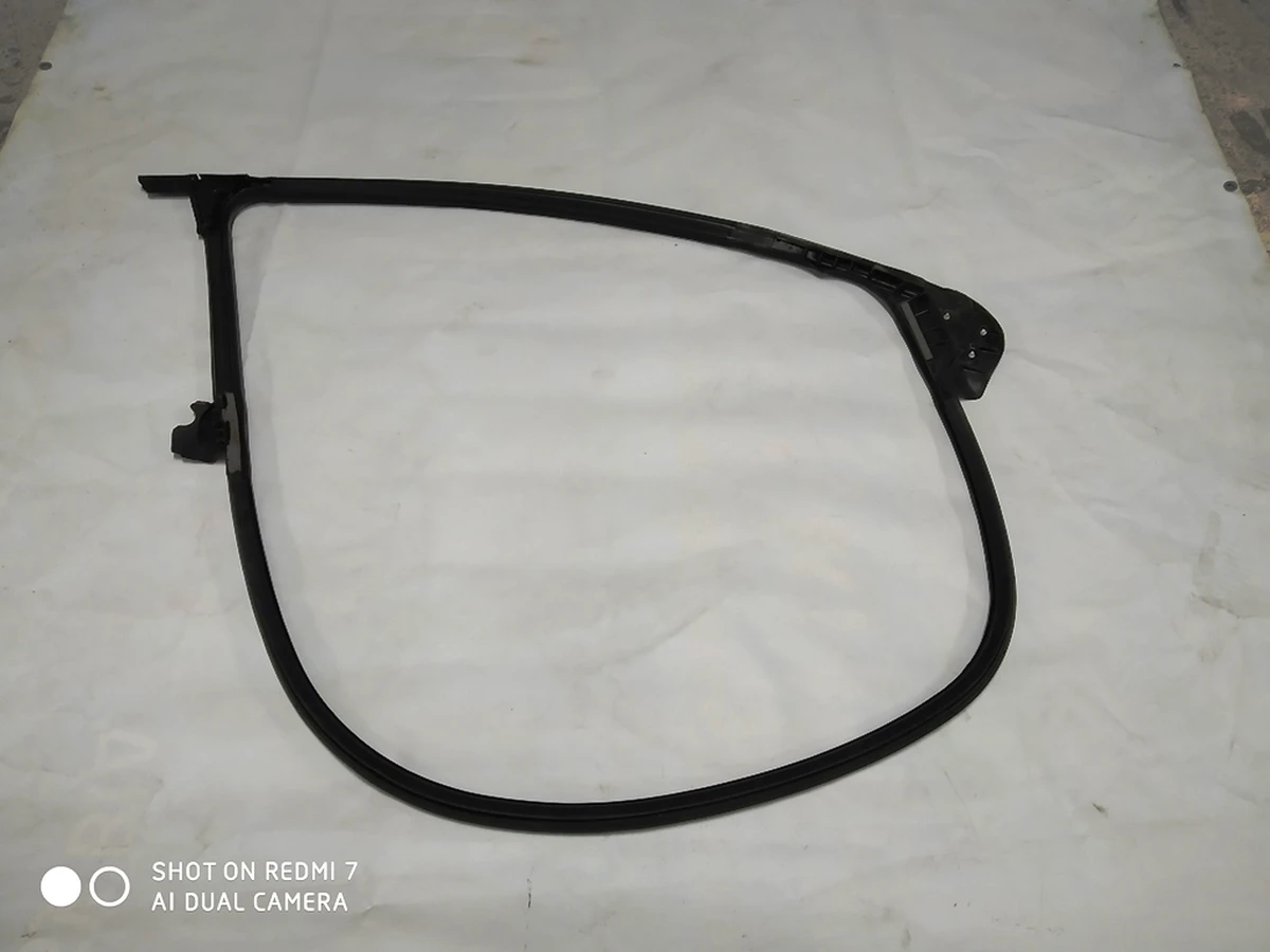 1 SEAL, BODY SIDE FR PRIMARY, LH Tesla model S, model S REST 6009583-00-M