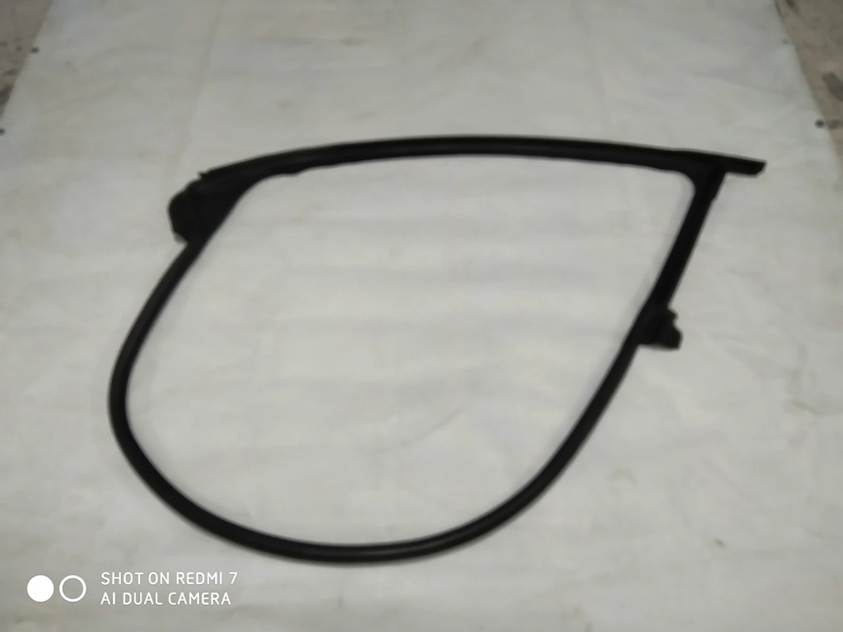 1 SEAL, BODY SIDE FR PRIMARY, LH Tesla model S, model S REST 6009583-00-M