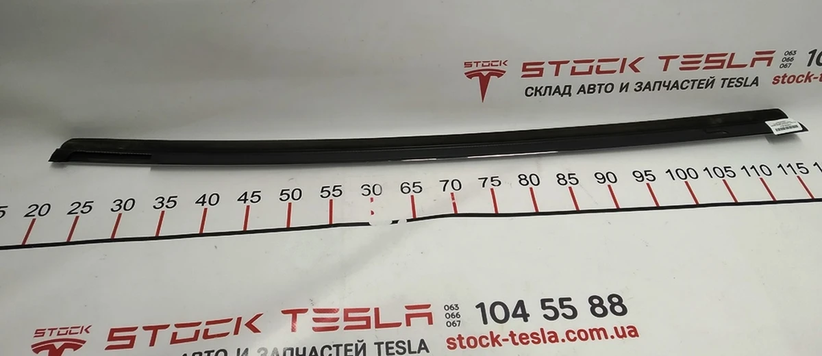 4 Молдинг наружный двери задней левой хром Tesla model S, model S REST 1095789-00-C