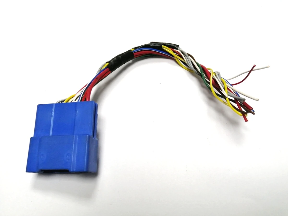 Роз'єм з'єднувальної електропроводки передньої основної x914М/20pin Tesla model X 2072447-00-A