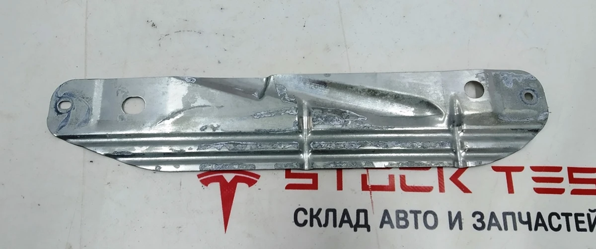 4 Пластина-кріплення подушки безпеки задньої (шторки) другий ряд, правою Tesla Model X, Mar 2021 1036760-00-H