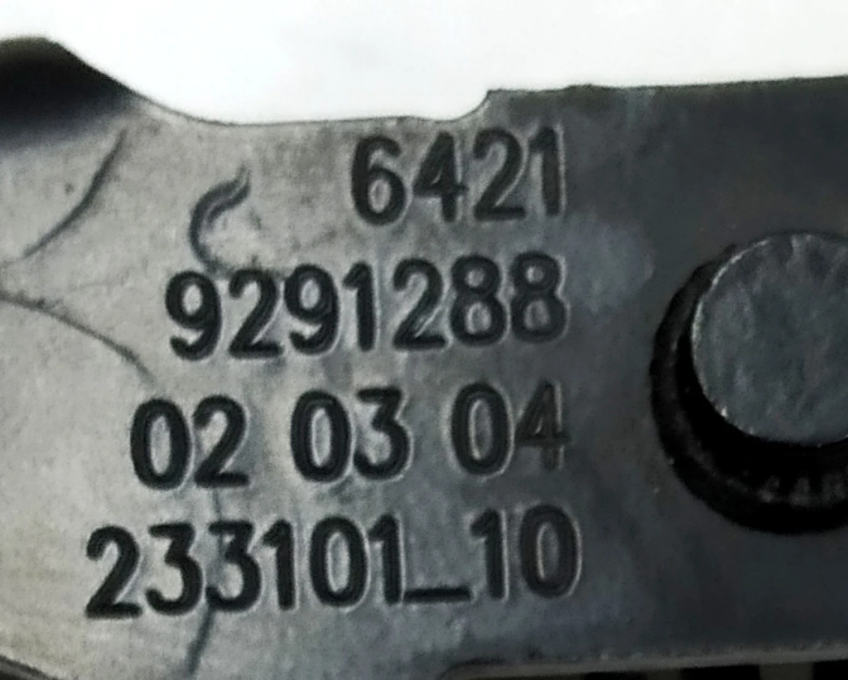 Кронштейн кріплення трубопроводу кондиціонера BMW i3 64219291288