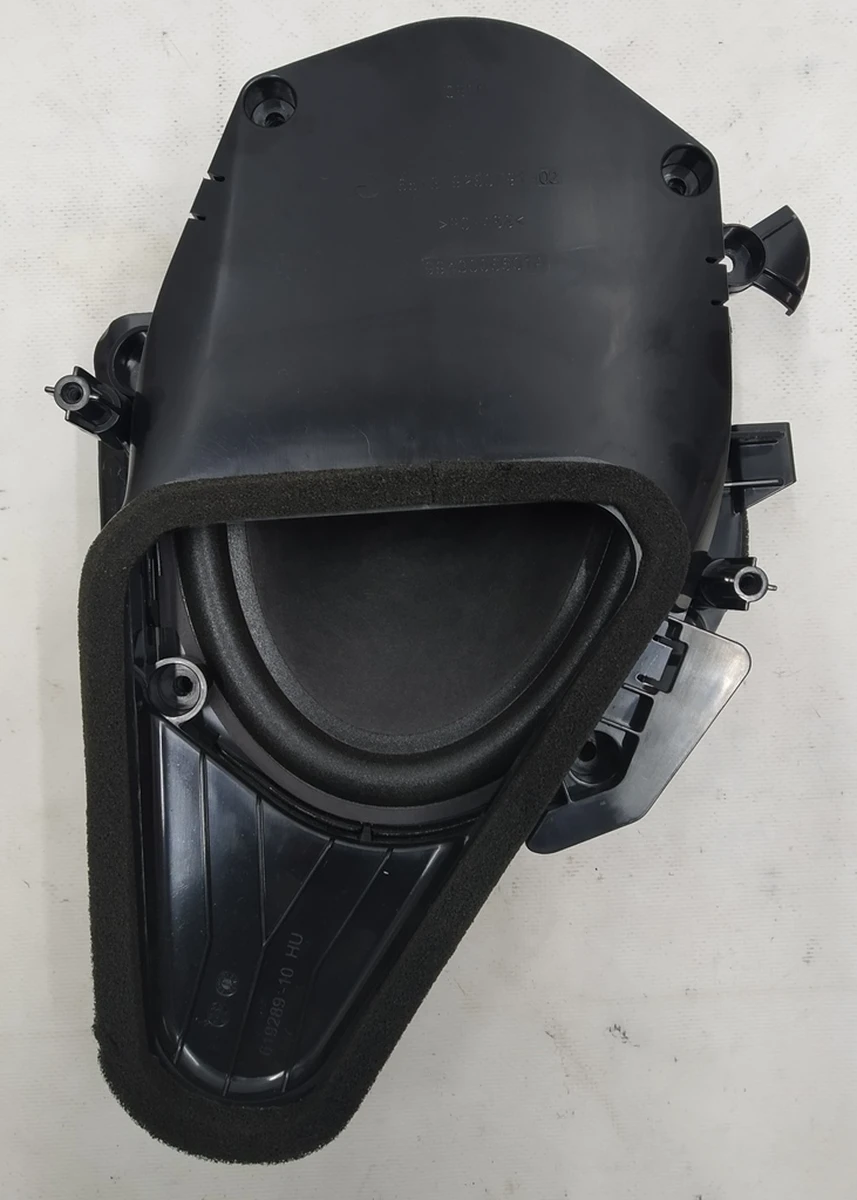 Woofer with sound guide, left and base assembly BMW i3 65139285272