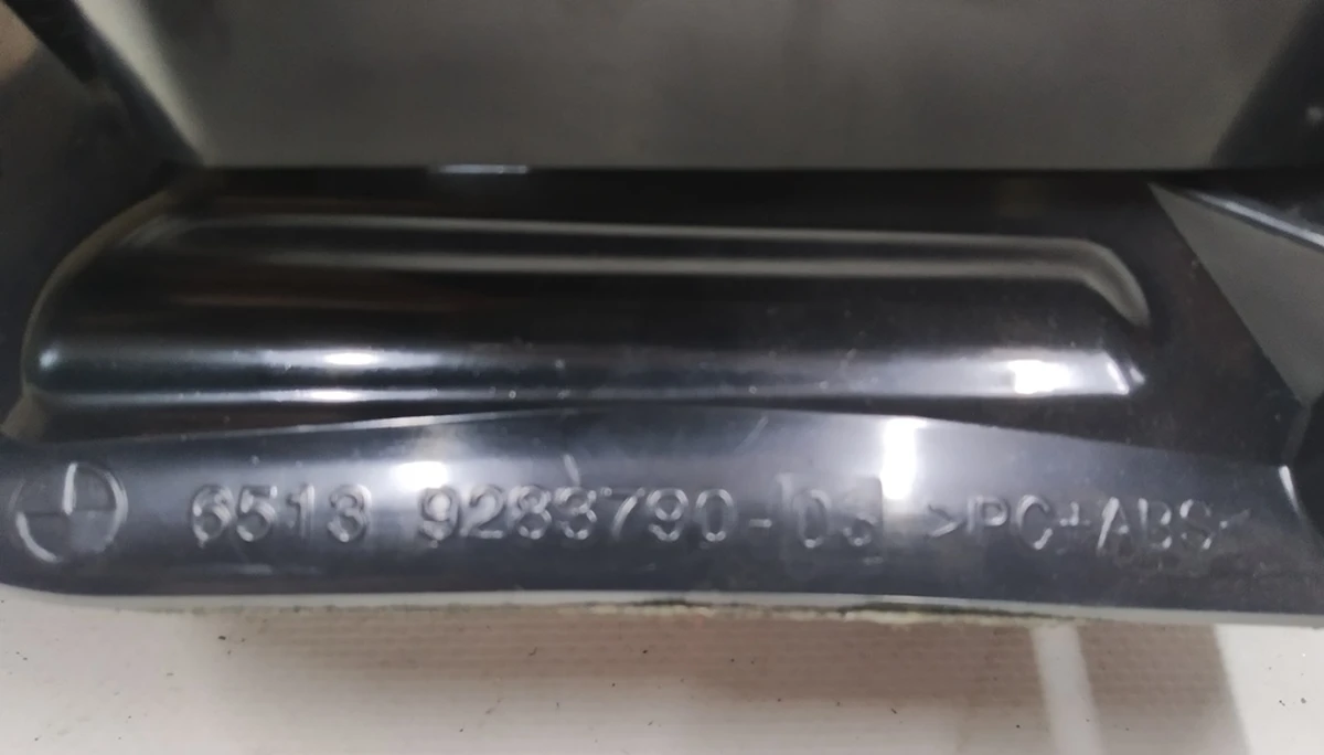 Woofer with sound guide, right and base assembly BMW i3 65139285272