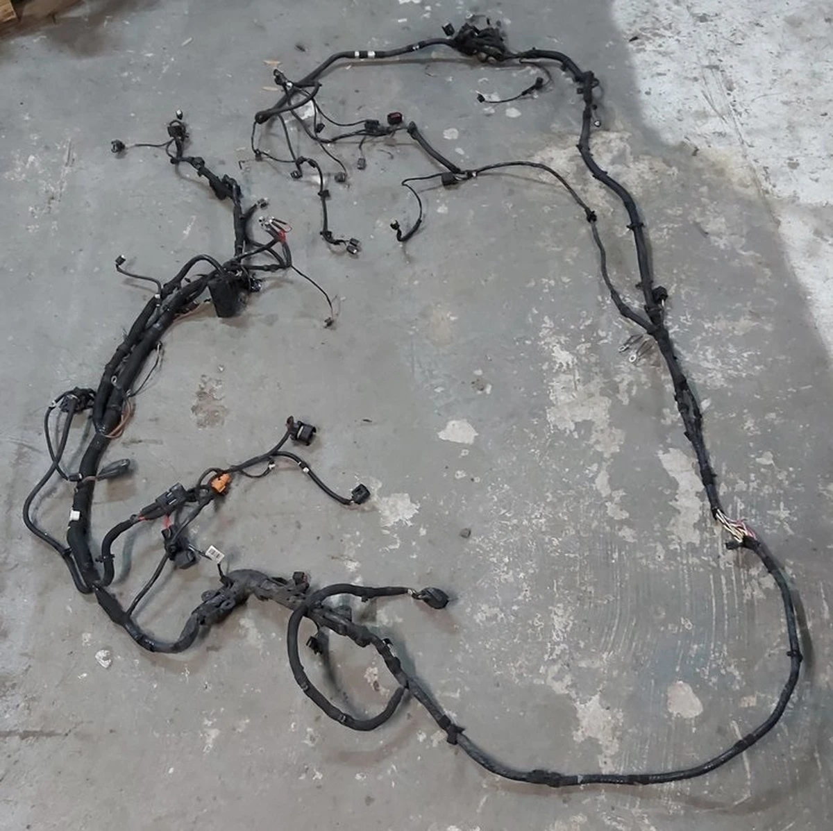 Електропроводка лівого порога основна дублікат модуля Drive BMW I3 6733541 10