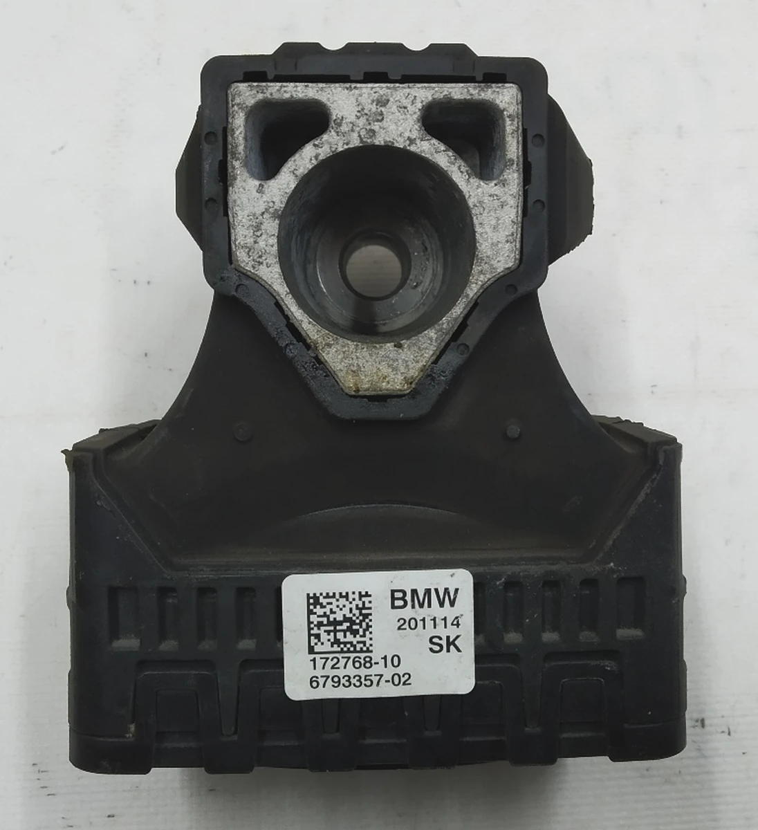 Подушка крепления силовой установки левая BMW i3 22116793357