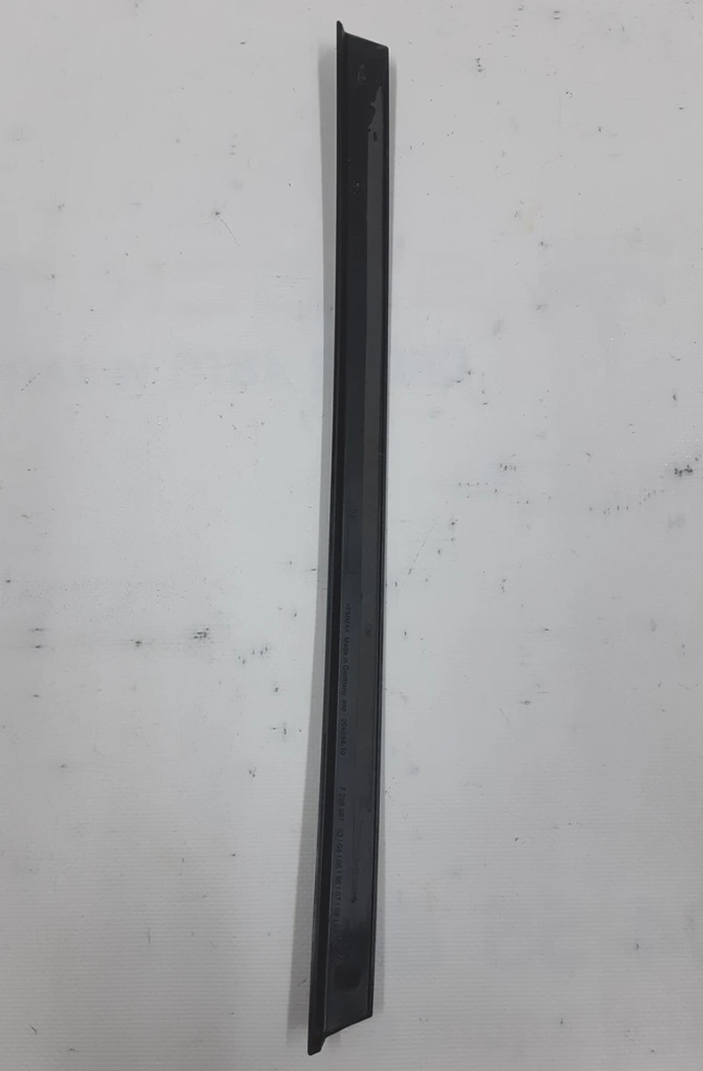 Облицювання (декоративна накладка) кватирки задніх правих передня BMW I3 51377453546