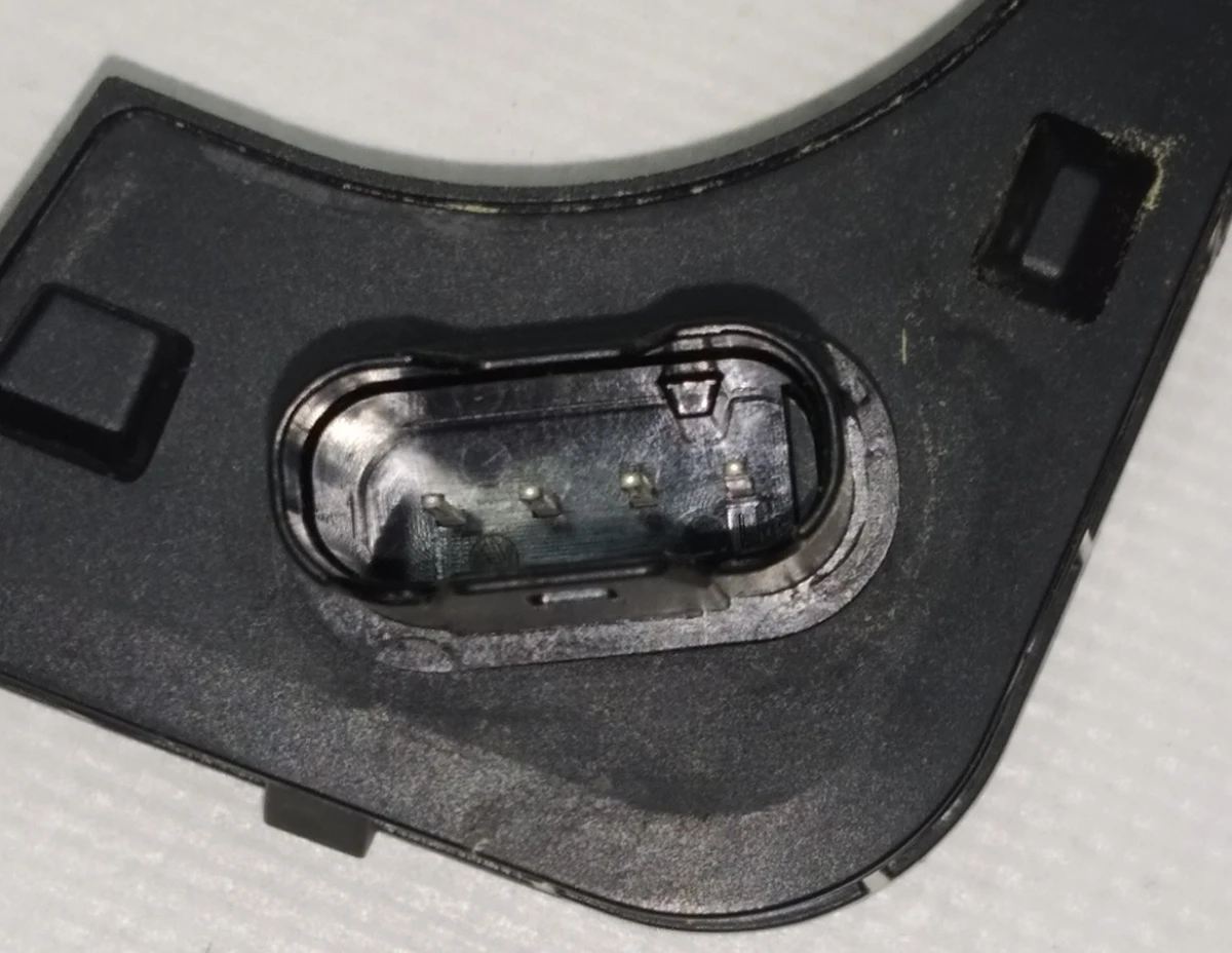 Рамка с подсветкой люка порта зарядки BMW i3 63217334639