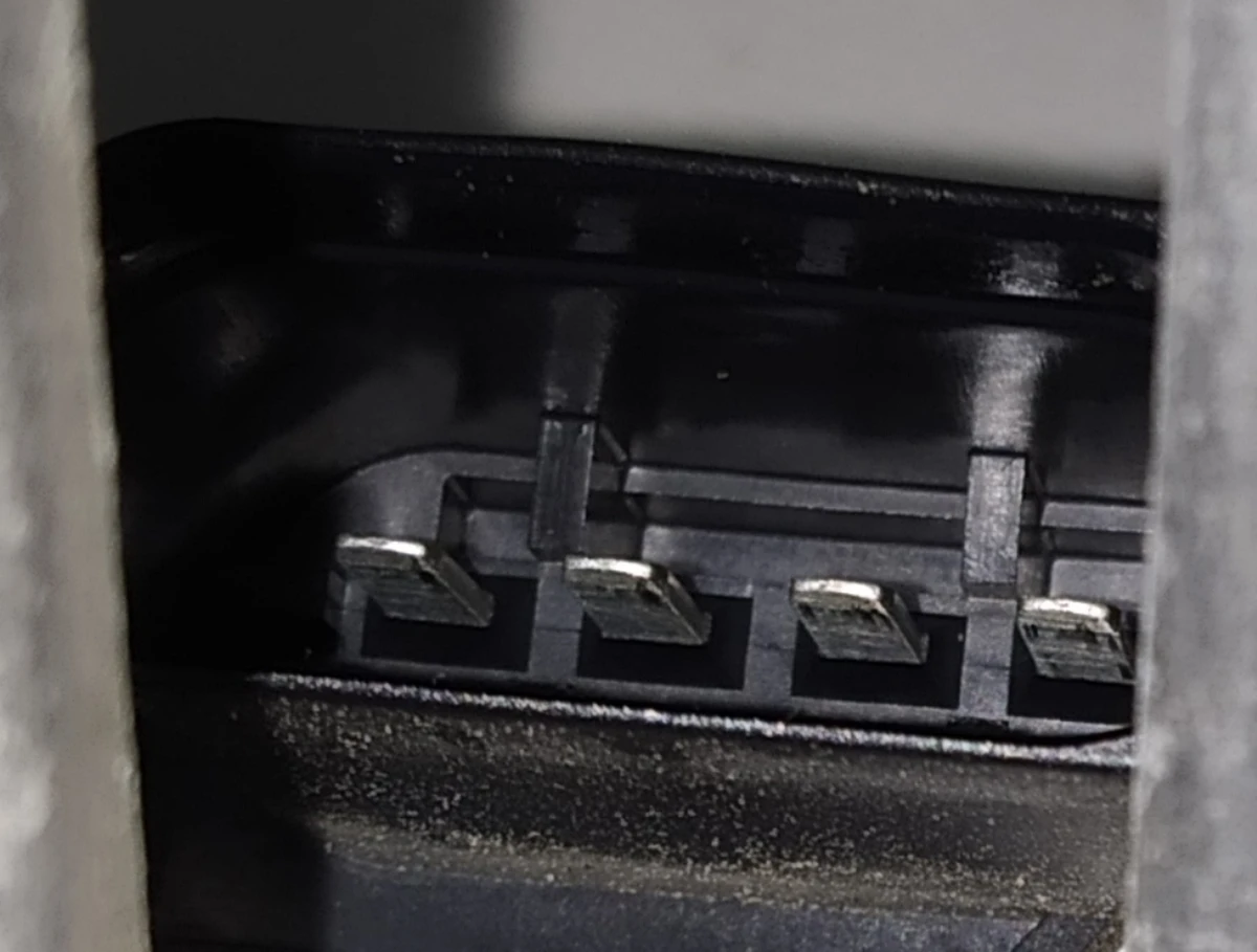 Электродвигатель механизма стеклоочистителя левого в сборе с кронштейном крепления и гайкой стеклоочистителя BMW I3 61617359449