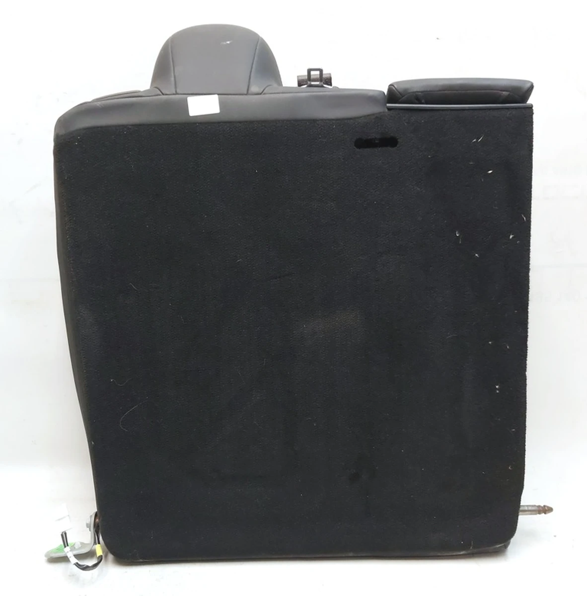 4 Спинка сиденья 2-го ряда двойная PUR BLK с центральным подголовником, подлокотником, без подстаканника Tesla model 3 7654328-01-E