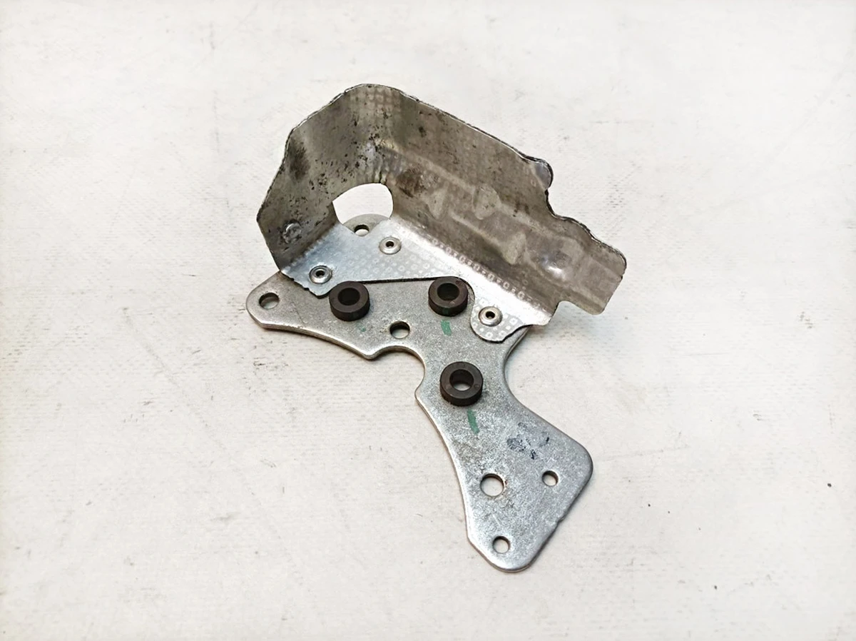 Кронштейн актуатора турбины Porsche Cayenne 059145874M