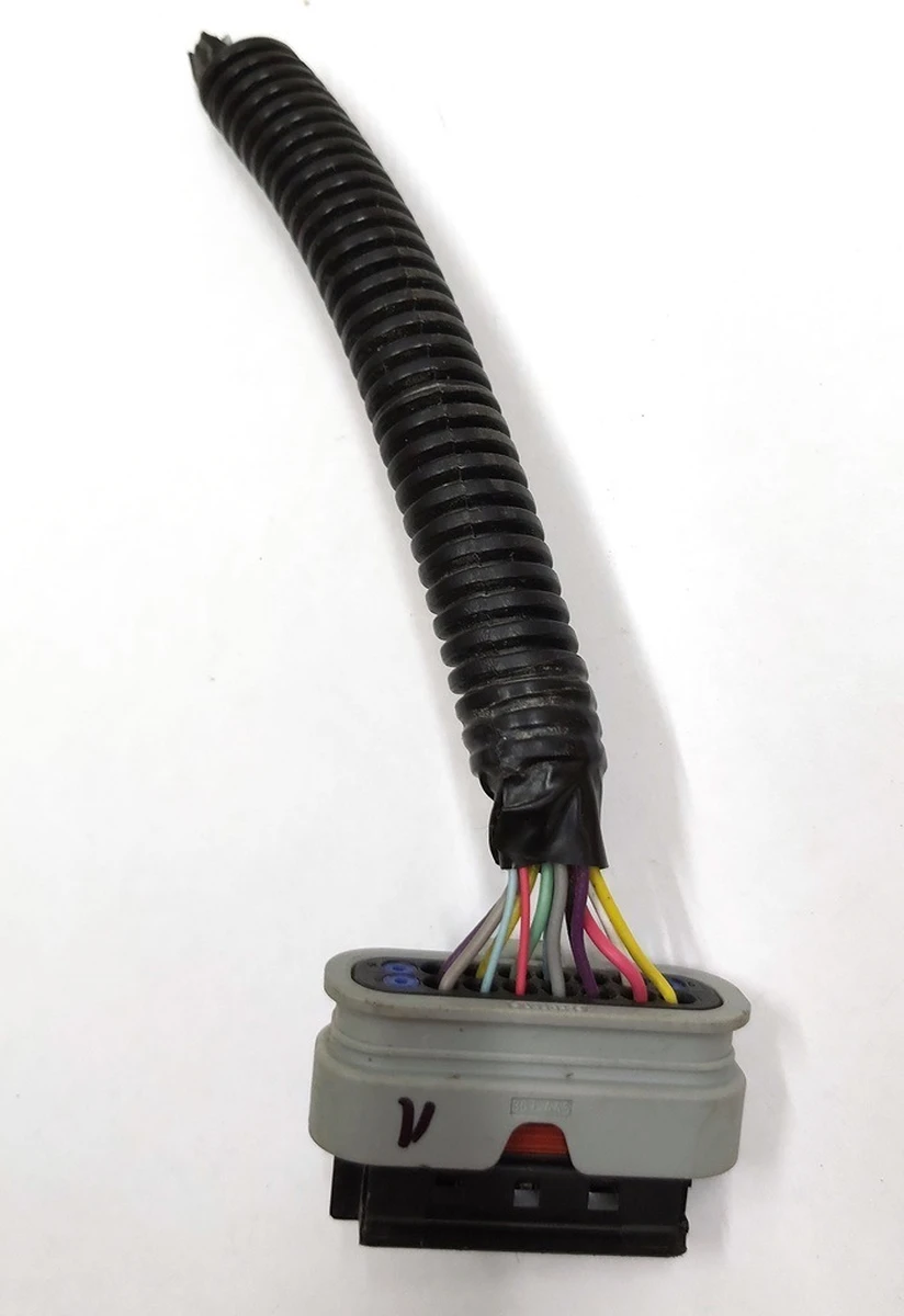 Роз'єм (фішка) на передній бампер PA66GF25 (мама) 807-445 LH Tesla model 3 1067958-00-E