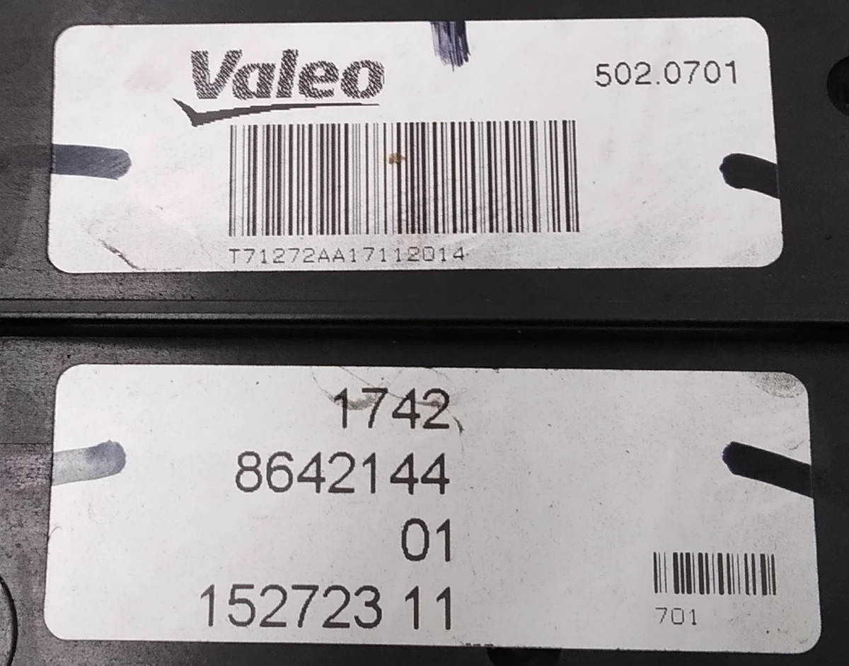 Вентилятор (450W) систем охлаждения и кондиционирования в сборе с диффузором BMW i3 17428642144