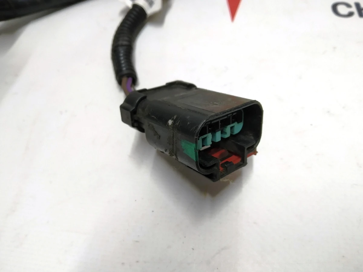 2 Роз'єм проведення гальмівного супорта (4pin) Tesla model X, S 1004430-01-M