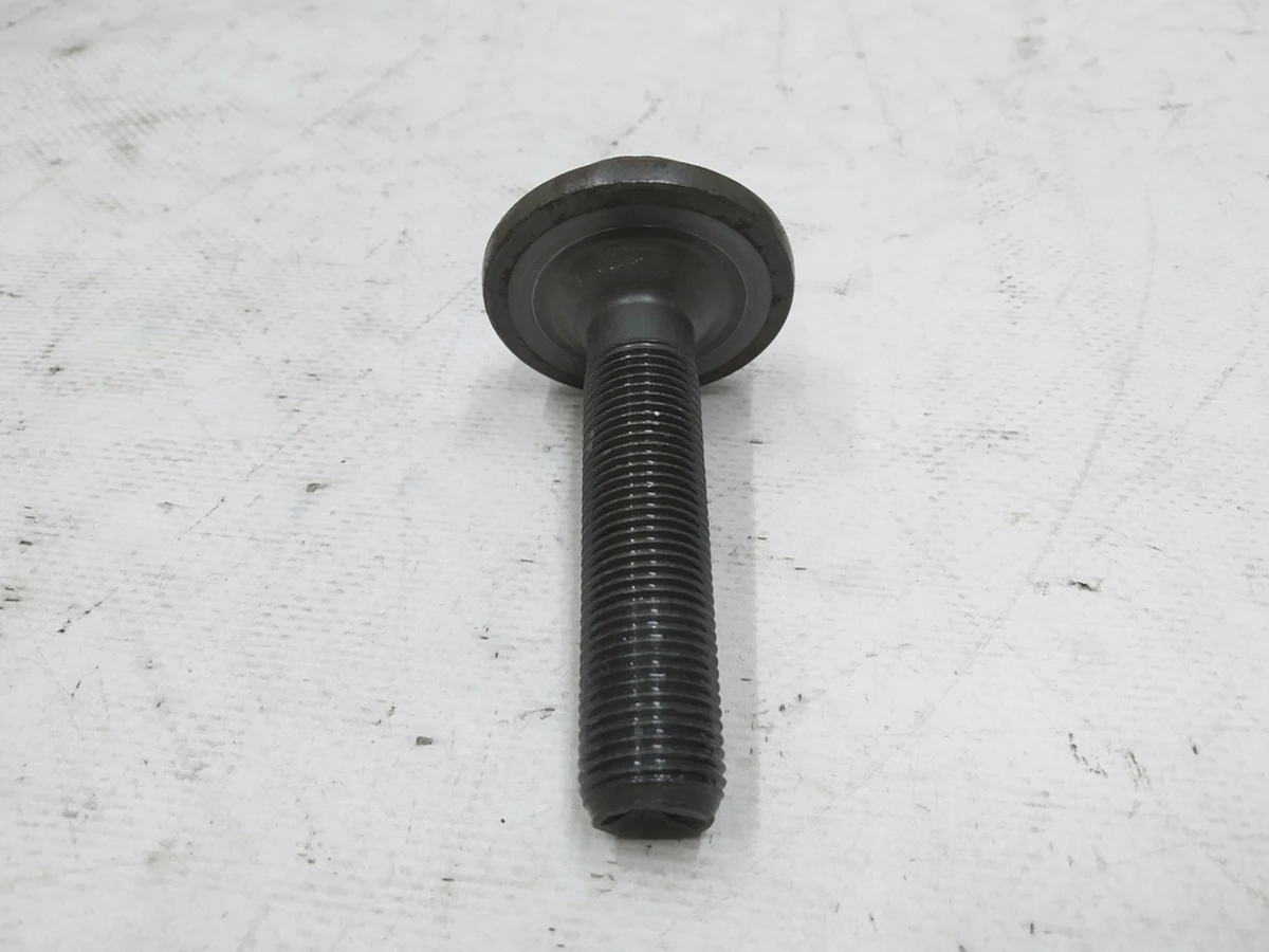 Socket Head Cap Screw M16X1.5X72 Audi E-tron 8E0407643A