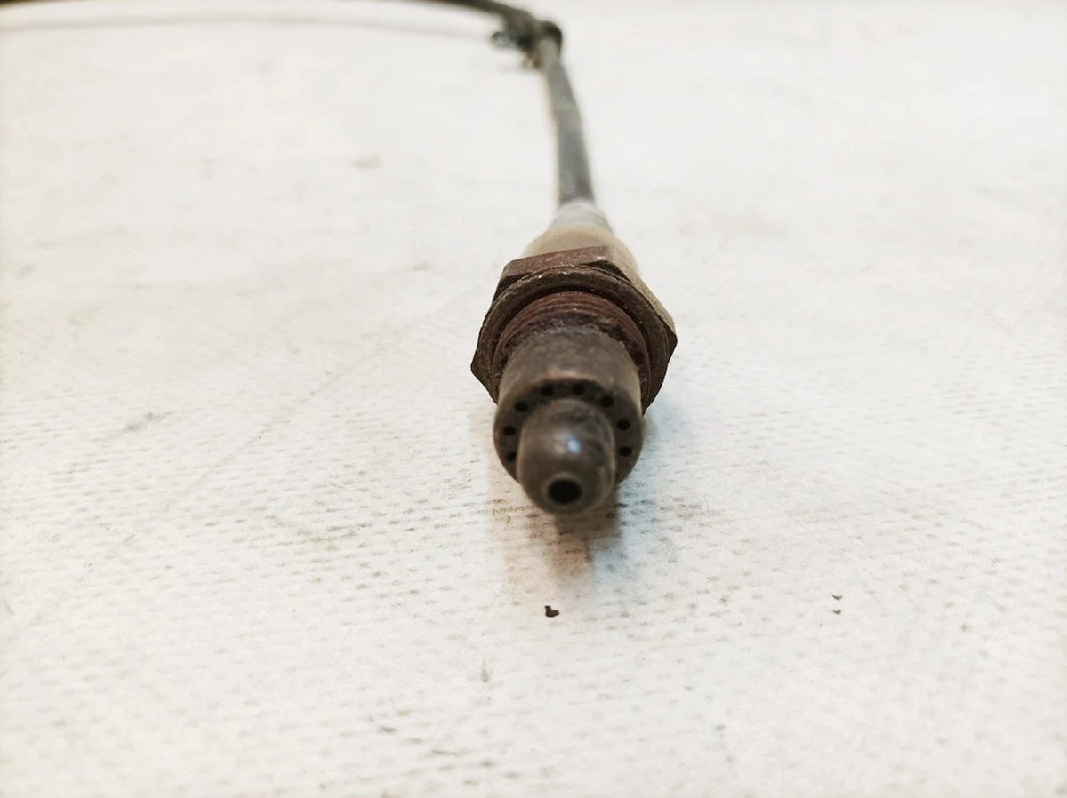 Лямбда-зонд із пошкодженням Audi Q7 8K0906262F