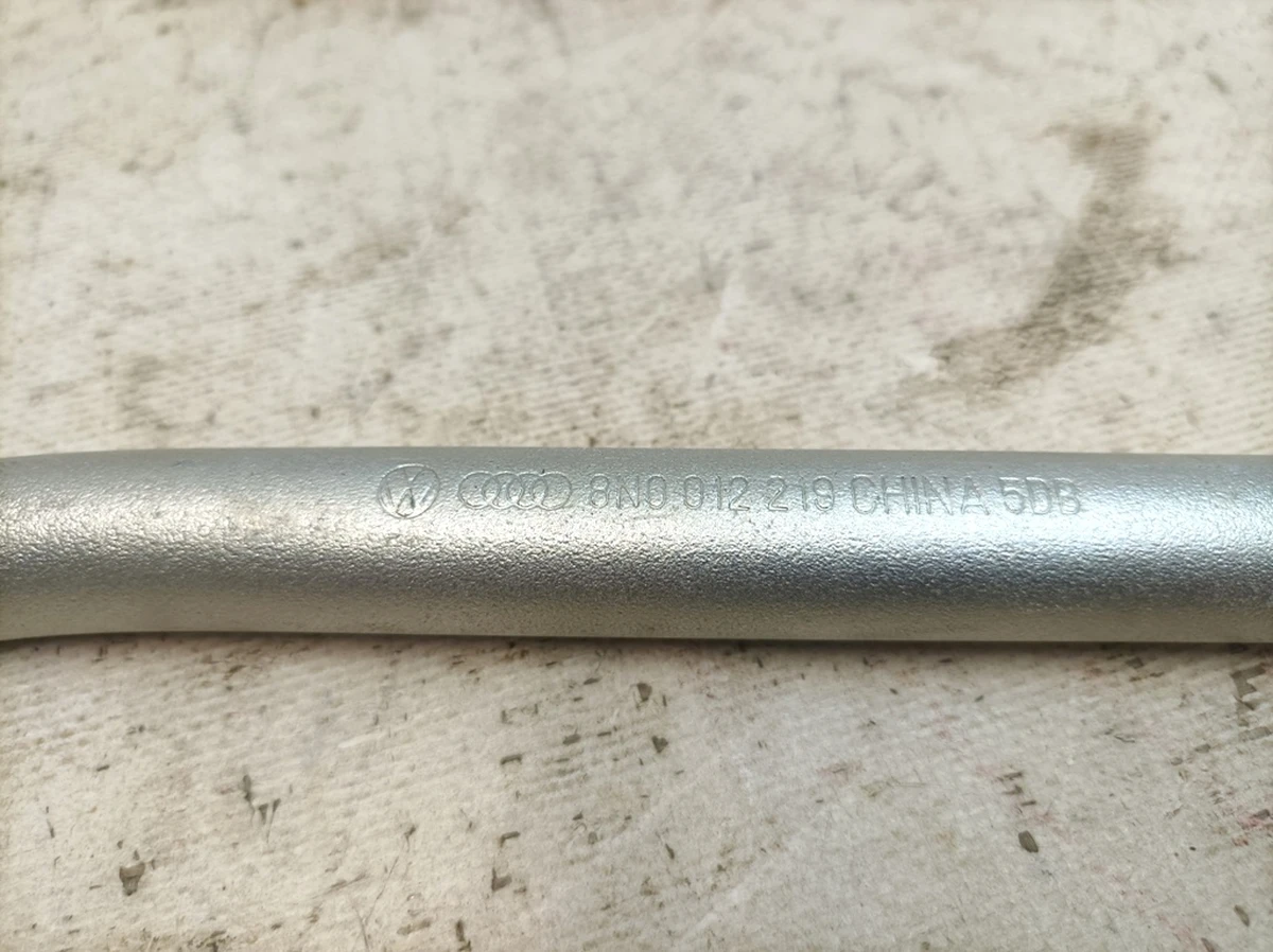 Socket wrench for Audi A7 wheel bolts 8N0012219