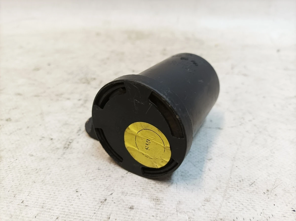 Фильтр воздушный системы улавливания паров топлива Audi Q7 8R0906621H