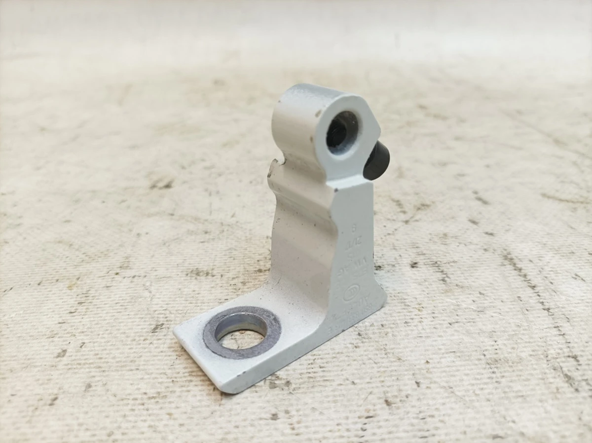 Door hinge left lower (half) lower part Ibis White Audi Q7 8S0833403E