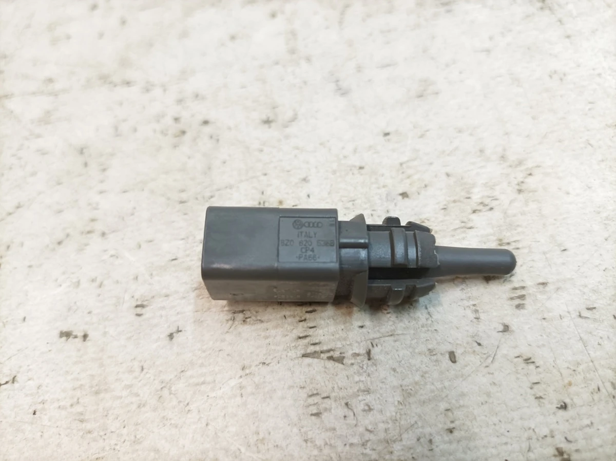 Датчик зовнішньої температури Porsche Taycan 8Z0820535B