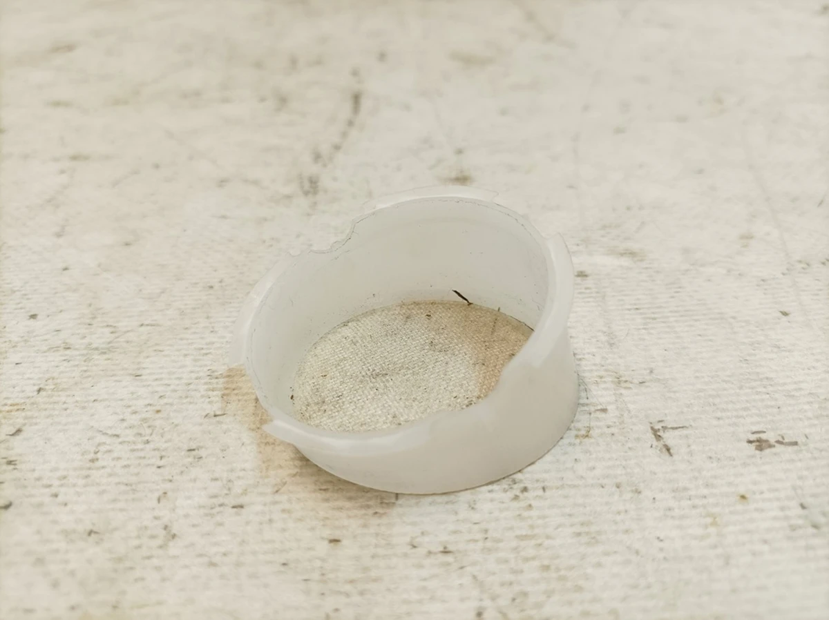 Фильтр сетчатый бачка стекоомывателя Audi Q7 8Z0955485