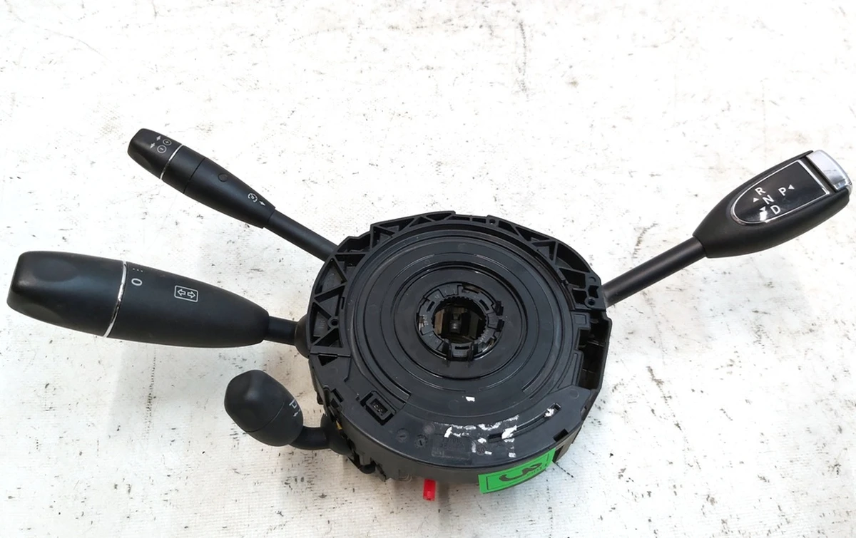 Блок перемикачів модуля керування рульовою колонкою Tesla model S 1008471-00-A