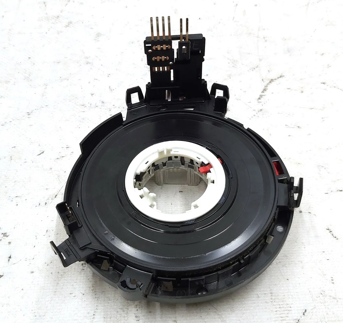 12 Блок положения руля (шлейф) Tesla model S 90276130081569