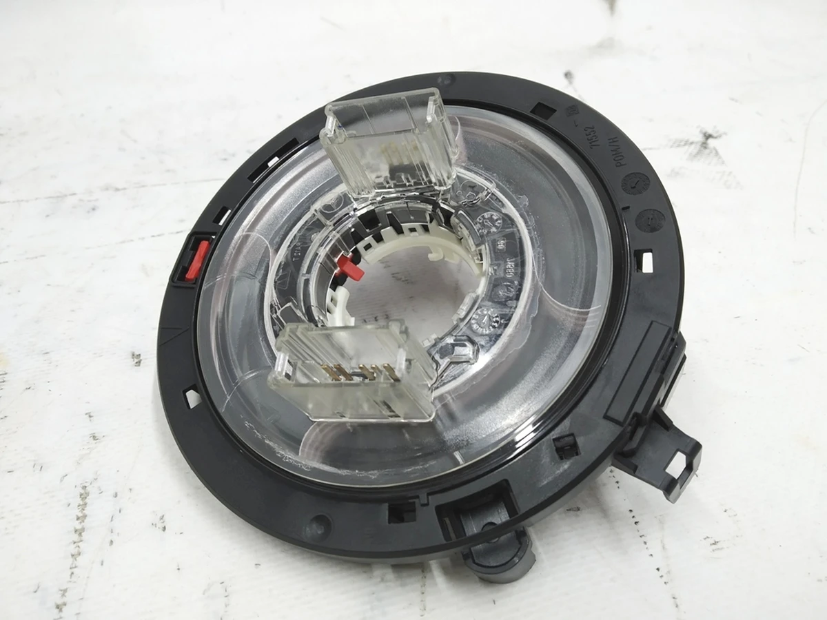 12 Блок положения руля (шлейф) Tesla model S 90276133173540