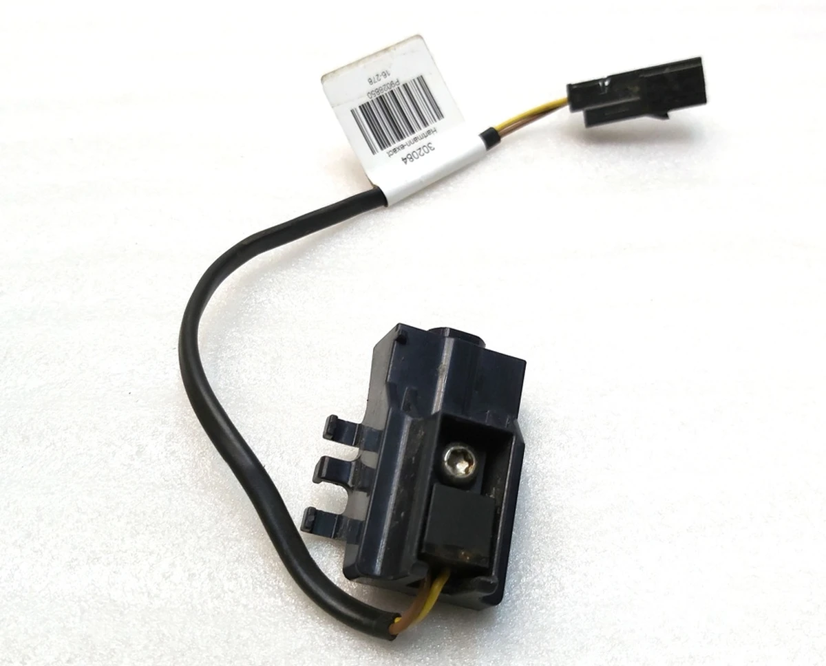 4 Sensor (magnetic type) seat angle 2nd row left right Tesla model X 1075036-00-E