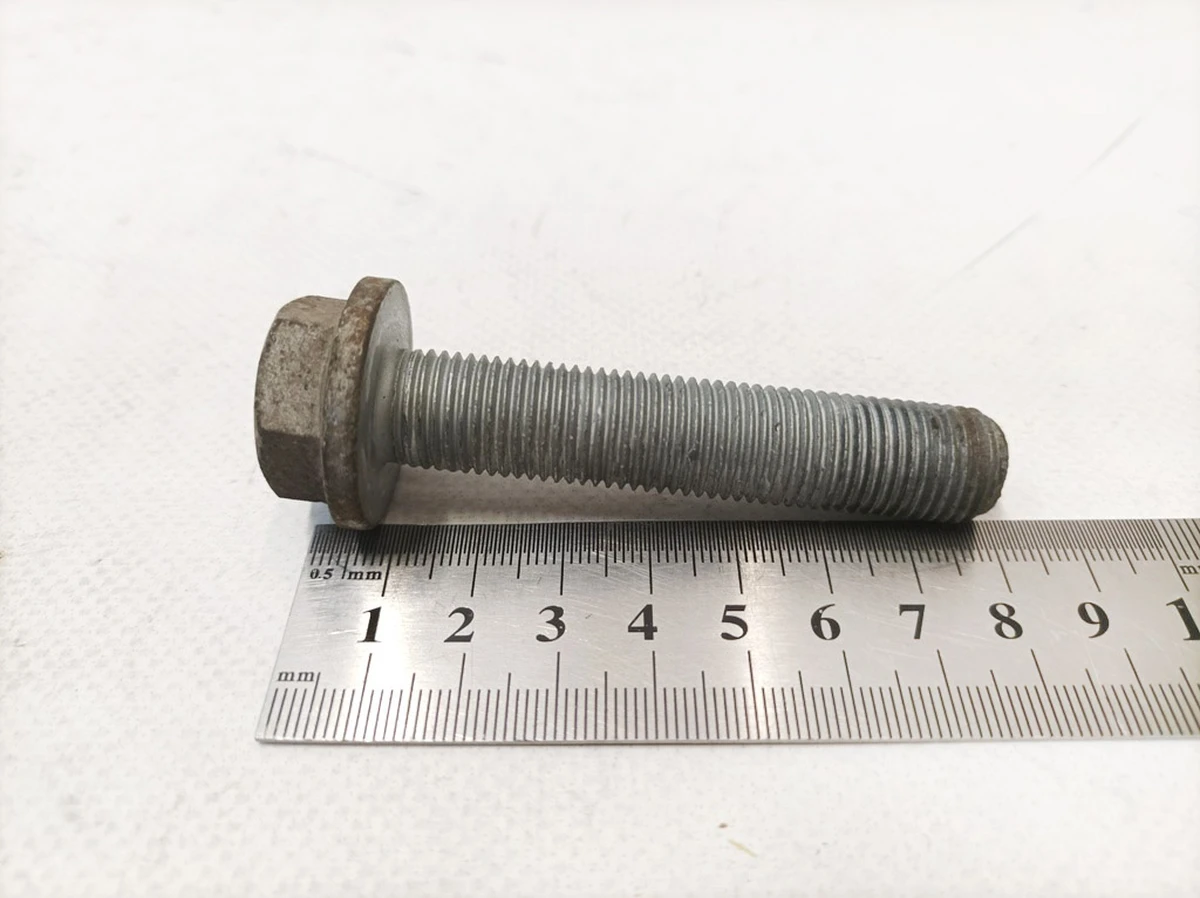 Hex bolt M14X1.5X70 Mercedes B-Class 910105-014009