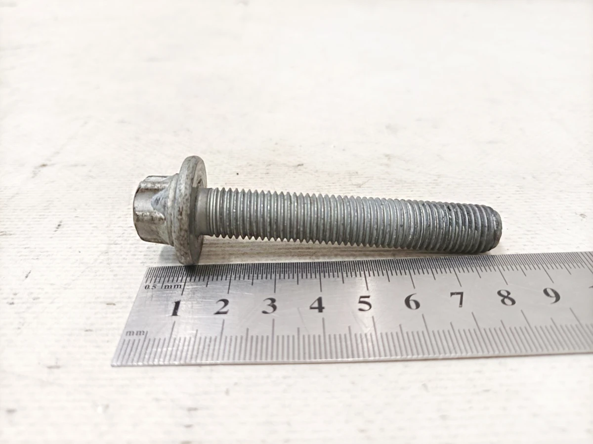 Torx Externa bolt M12X1.5X70 Mercedes EQS 910143-012007